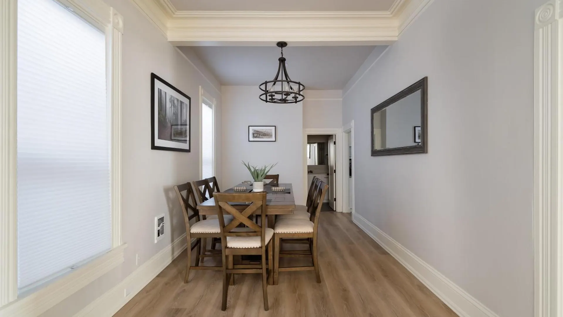 Stay Portland - Luxurious Alphabet District Home - 99 Walk Score