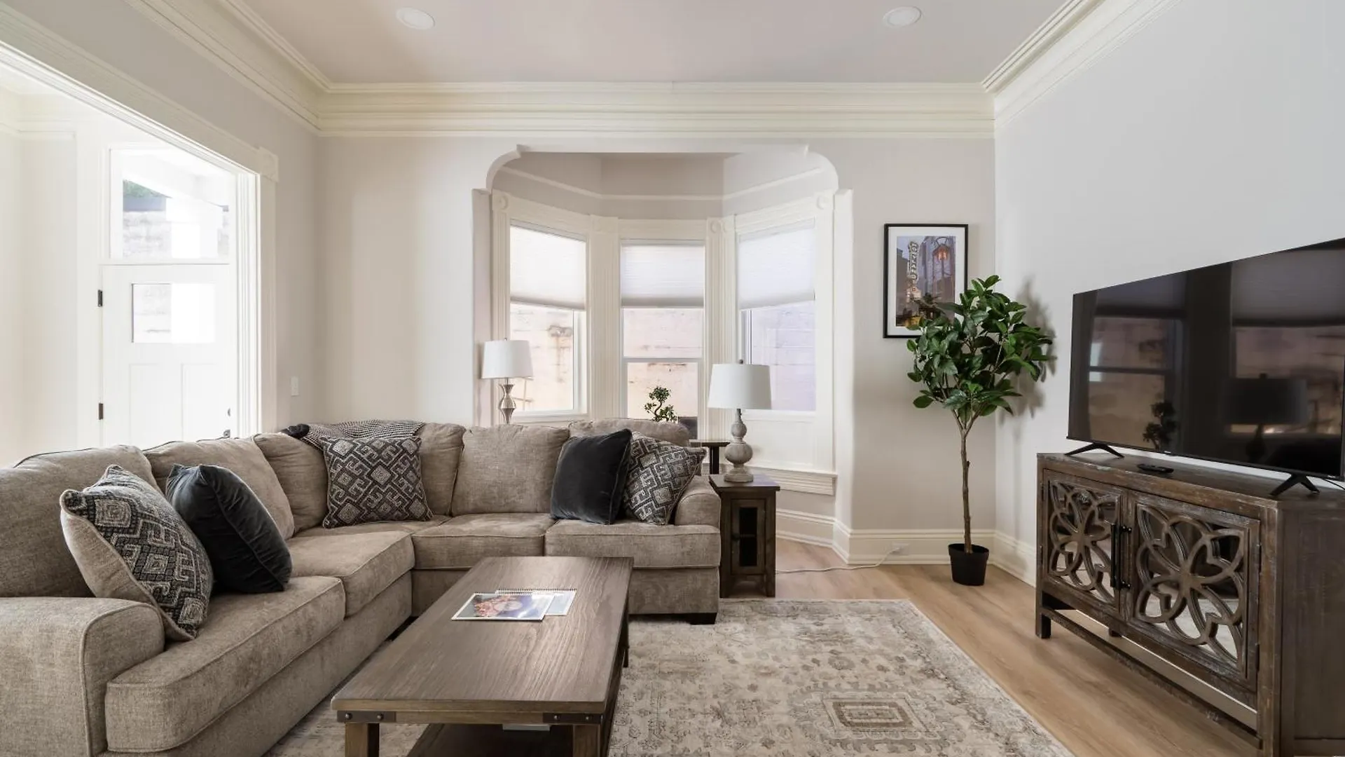 Stay Portland - Luxurious Alphabet District Home - 99 Walk Score